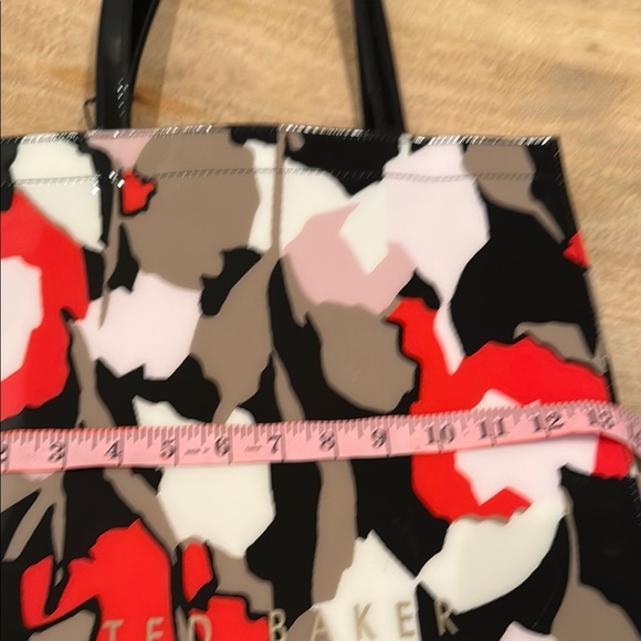 NWT Ted Baker London Women's Floral Tote Bag - Black, Red, White - Picture 10 of 10